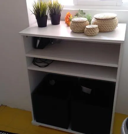 Lovelystay - Bright Studio In Carmo, Chiado Apartment *