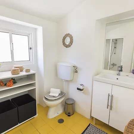 Apartamento Lovelystay - Bright Studio In Carmo, Chiado *